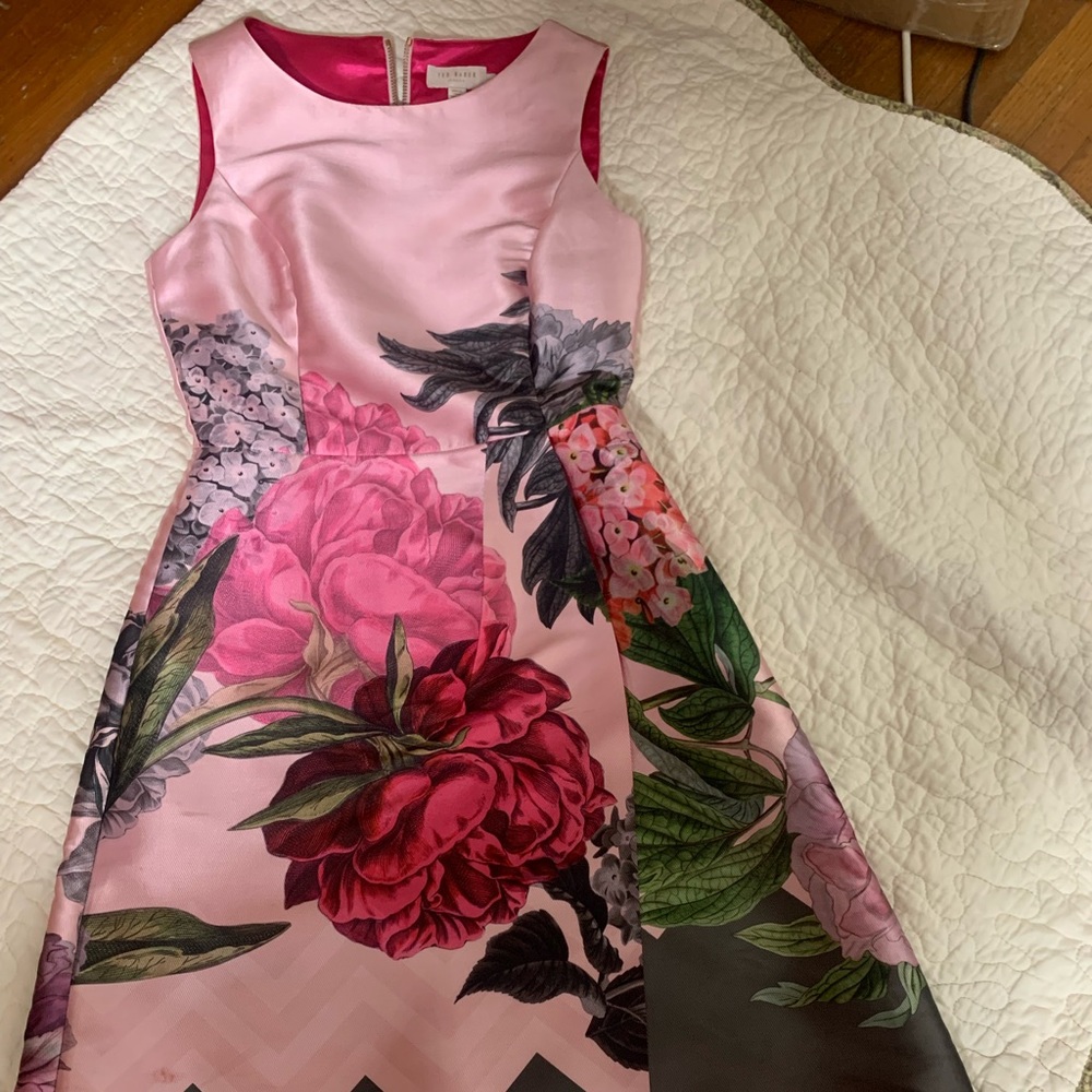 Like new(ted 1 like side 2,4 us)if who have Ted 3we can chance